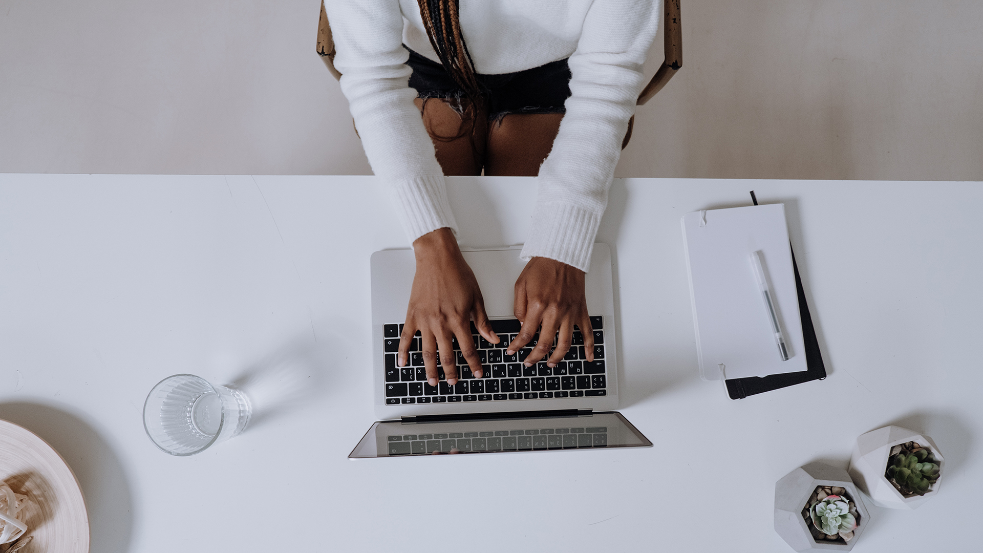 moving mx blog Guía básica para comunicar tu mudanza corporativa a proveedores y clientes 